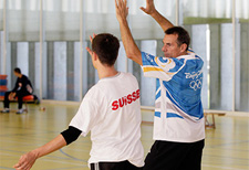 J+S-Kids – Handball: Lektion 9 «Spielen lernen 4»