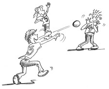 Comic: Drei Jugendliche spielen sich Bälle zu.