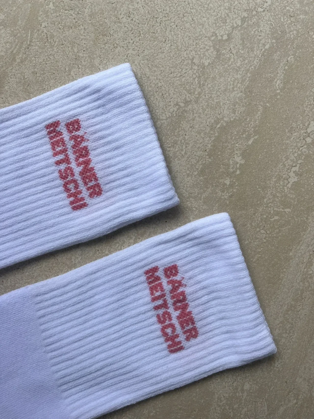 Socken "Bärner Meitschi" rosa (Grösse 30-34, fallen eher gross aus) – Bild 2
