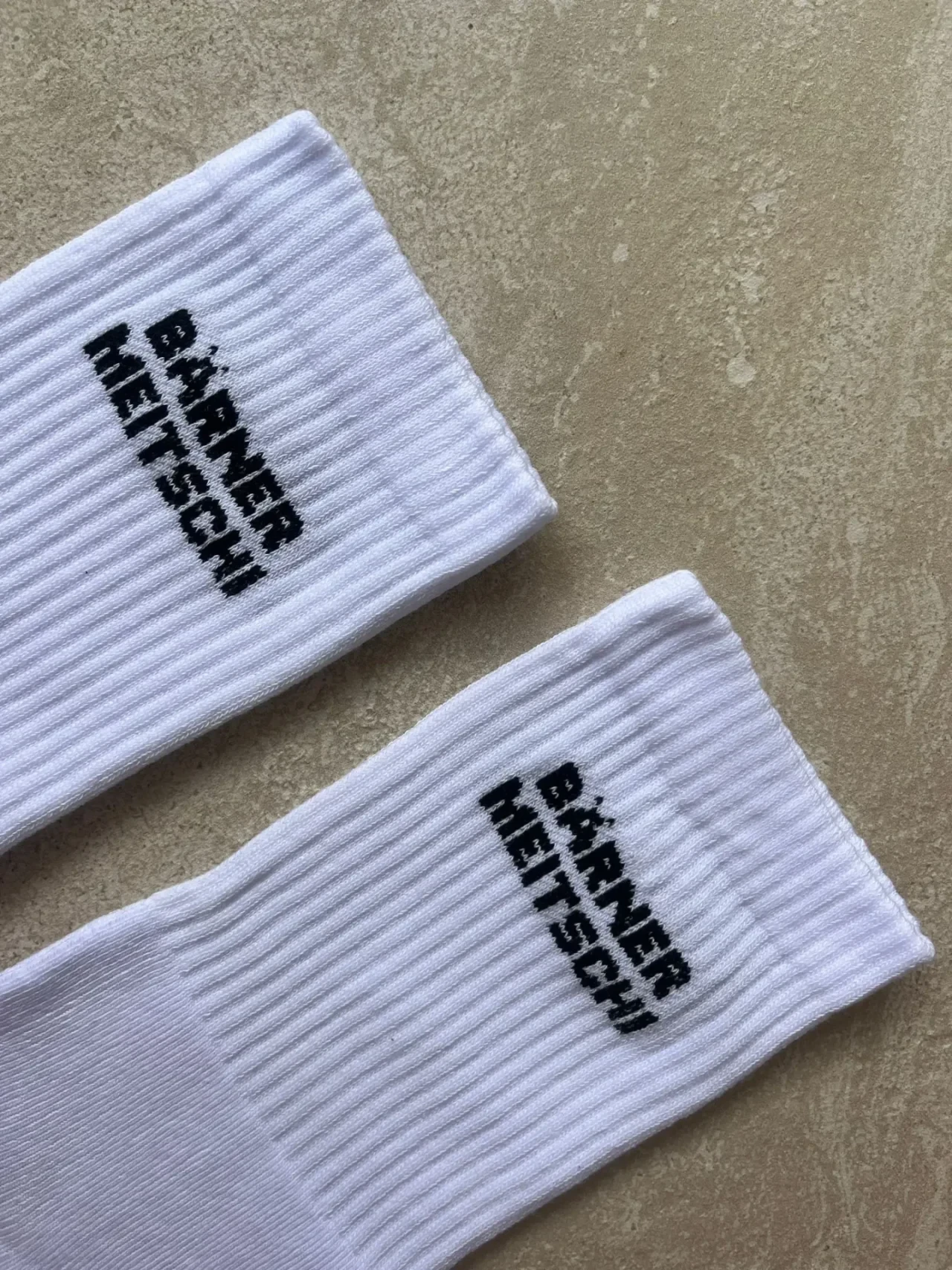 Socken "Bärner Meitschi" schwarz (Grösse 35-40) – Bild 3