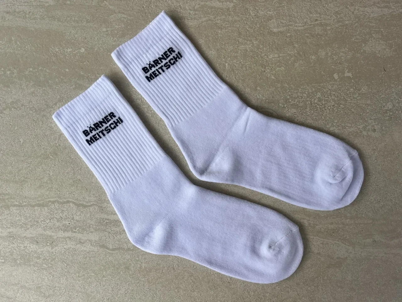 Socken "Bärner Meitschi" schwarz (Grösse 35-40) – Bild 2