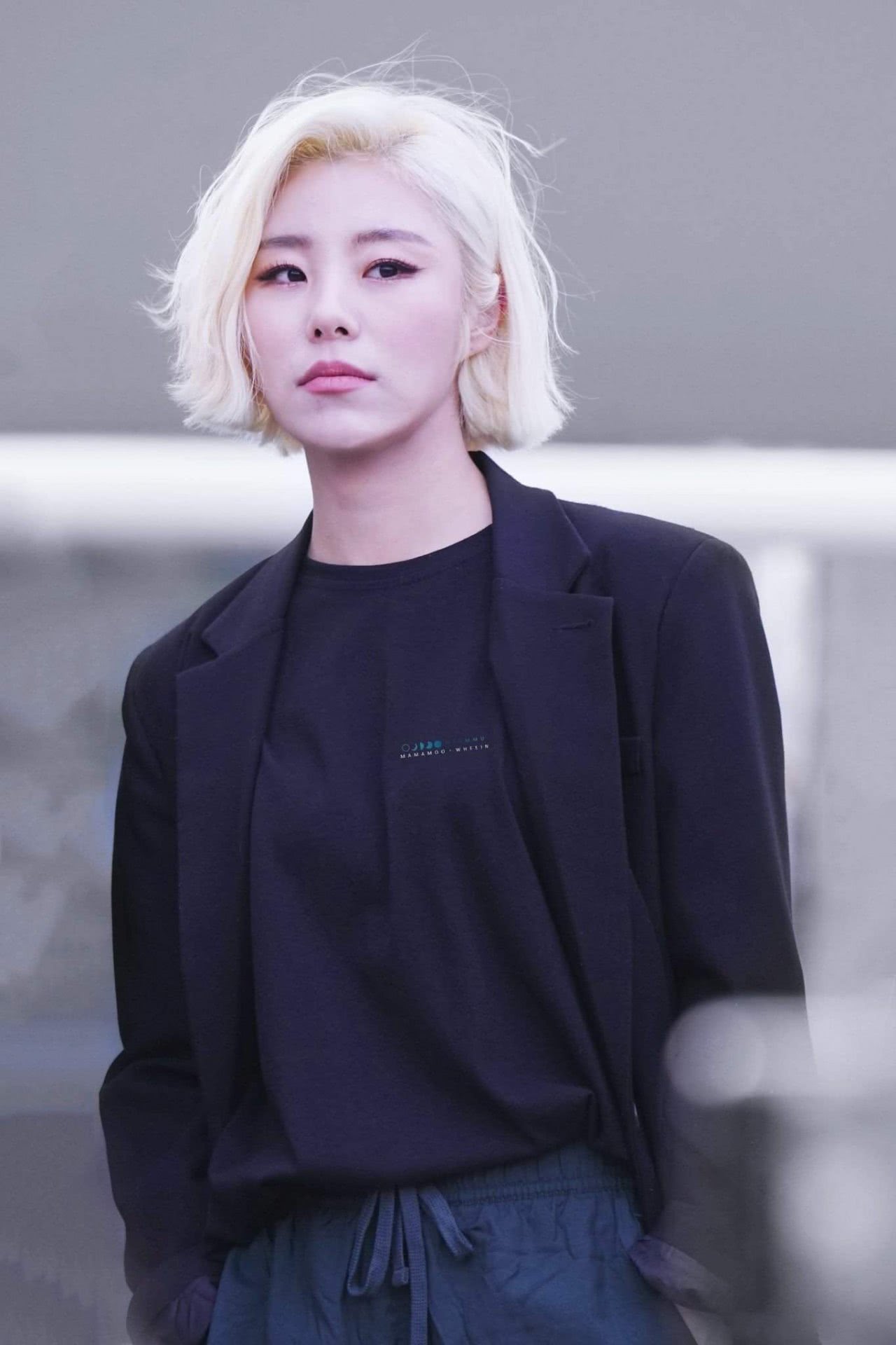 Wheein - kpop-track.com
