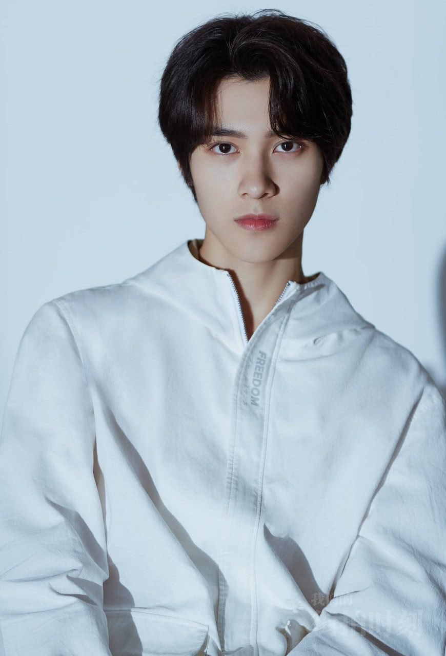 Hendery - kpop-track.com