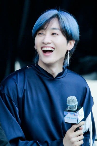 SUPERJUNIOR ウニョク EUNHYUK トイキーリング パーカー 71Fiwco8m0L._UF350,350_QL50_.jpg
