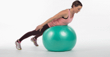 Entraînement avec engins − Ballon de gymnastique: Extension du dos
