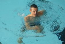 Fitness aquatique – Stabilisation: Freinage d’urgence