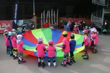 Inline Kids – Teamwork: Fallschirm