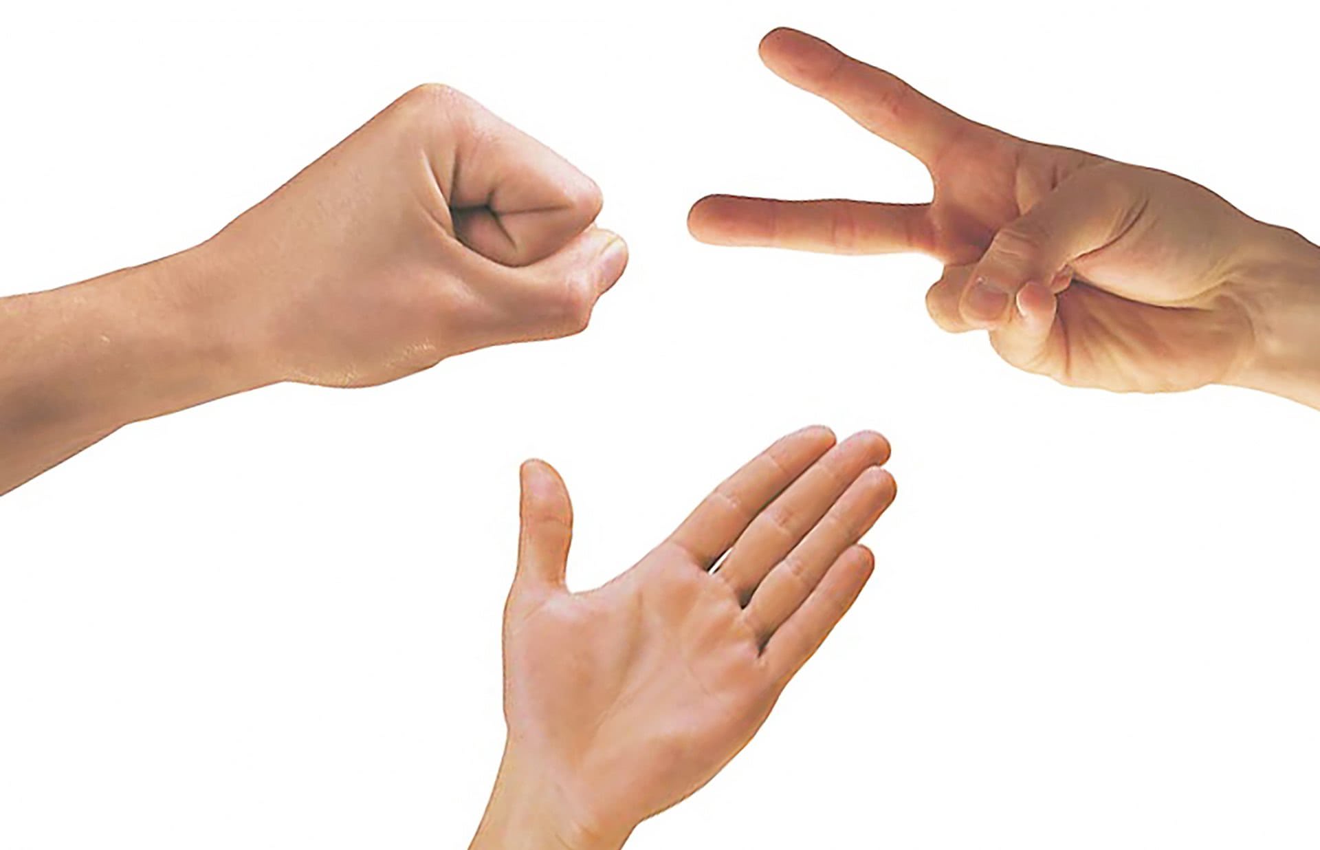 Drei Hände beim Schere-Stein-Papier-Spiel