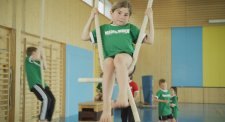 Bonnes pratiques – Formes fondamentales de mouvements: Balancer, s’élancer – Tarzan