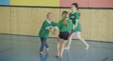 Good Practice – Bewegungsgrundformen:  Rhythmisieren, Tanzen – Rasselbande