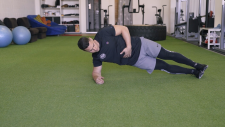 Krafttraining im Berufsfachschulsport – Rumpf: Plank seitlich