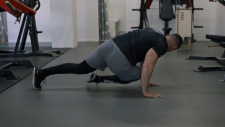 Krafttraining im Berufsfachschulsport – Rumpf: Plank diagonal