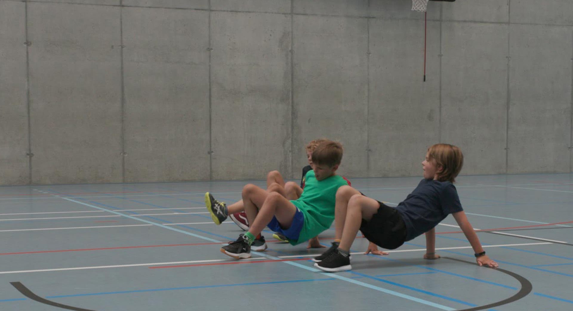 Power to Win – Good Practice Livello F3: Forza – Forza complessiva – Crab-Walk (Animal-Flow)