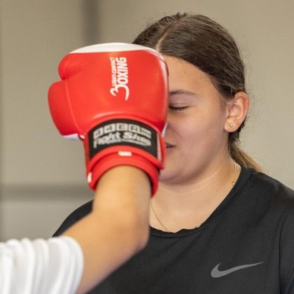 Light contact boxing: Zombie