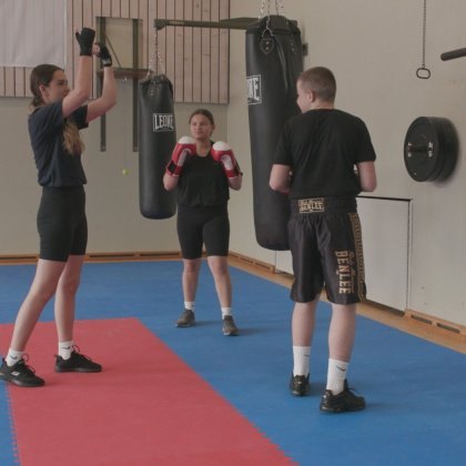 Light contact boxing: Arbitro al sacco