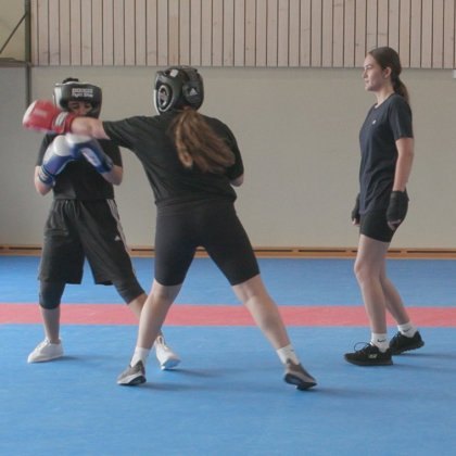Light contact boxing: Commettere falli