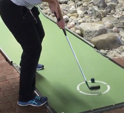 Minigolf – Habiletés de base: Mouvement de frappe