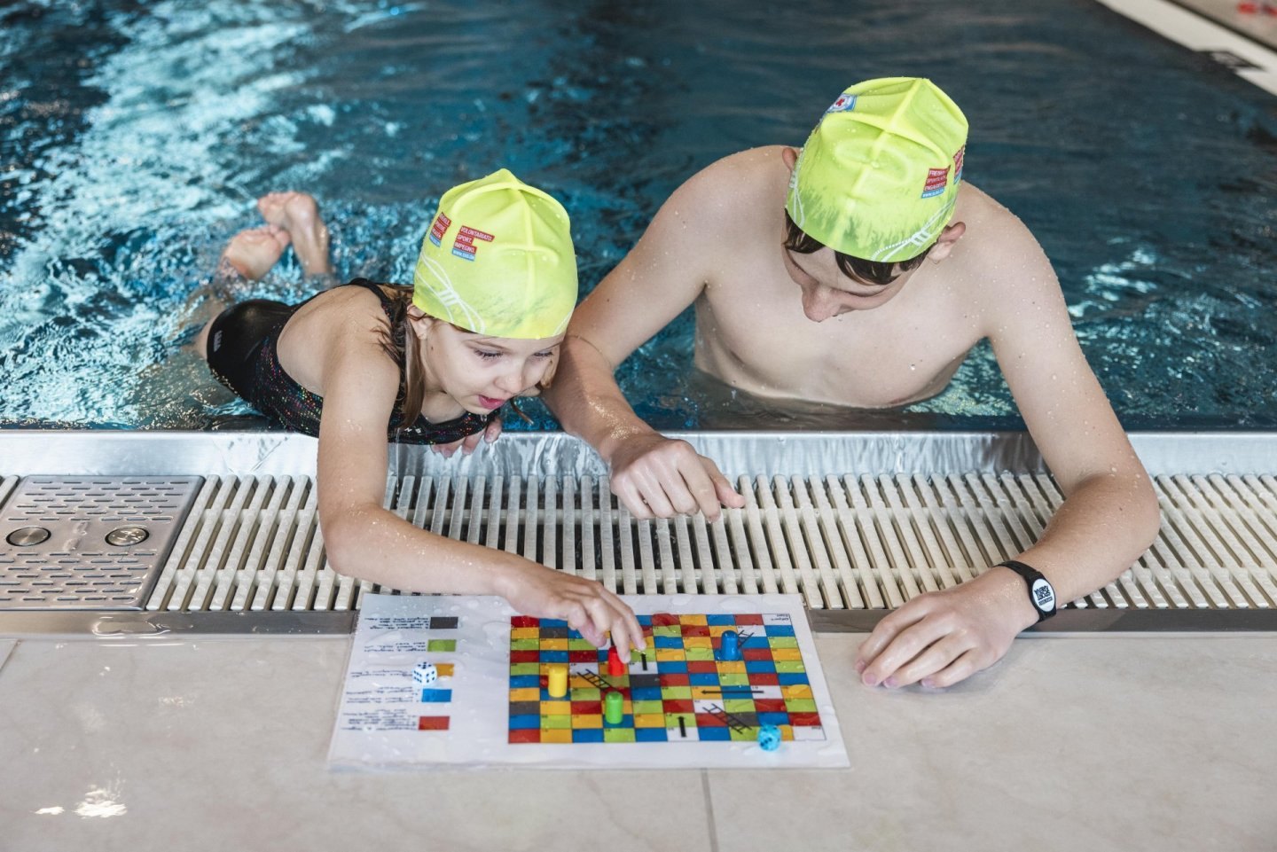 Nuoto di salvataggio – Forme di allenamento relative alle forme  caratteristiche: Nuotare efficacemente con le pinne »
