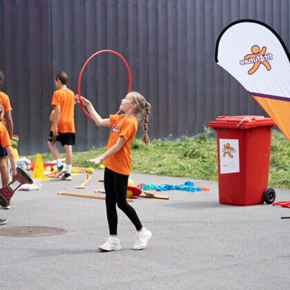 Des enfant pendant des activités