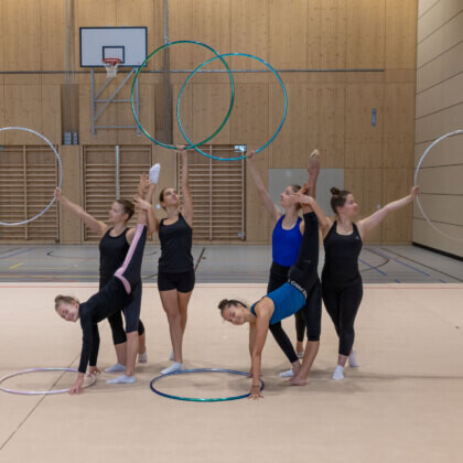 Rhythmische Gymnastik – Trainingsformen zu den Erscheinungsformen: Als Gruppe harmonisch interagieren – Freeze together