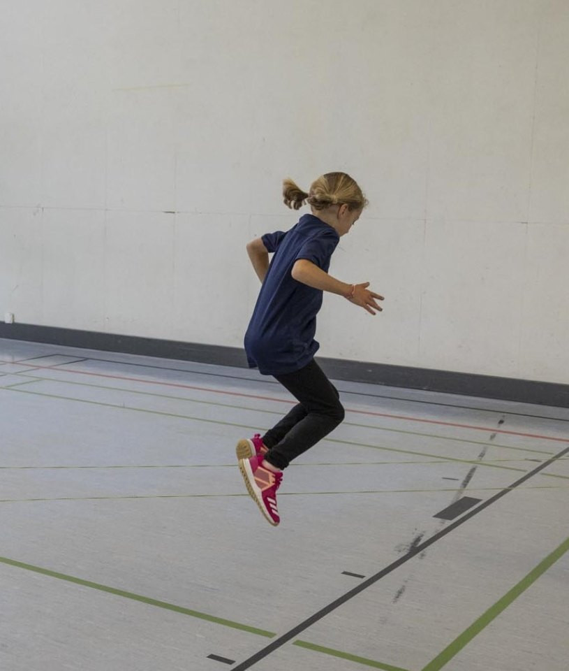 Springen Weit Leichtathletik – Weitsprung: Duell » mobilesport.ch