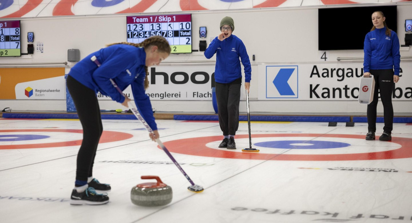 Curling – Trainingsformen – Im Team effizient kommunizieren und zielgerichtet interagieren: Musik-Curling