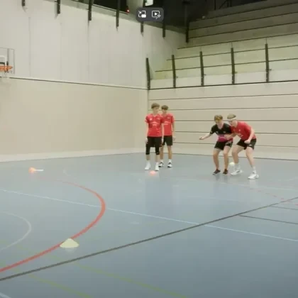 Power to Win – Good Practice: Stufe T1 – Konkretisieren – Schnelligkeit – Beschleunigung – Startposition rückwärts