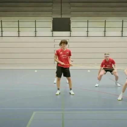 Power to Win – Good Practice: Stufe T1 – Belasten – Schnelligkeit – Richtungswechsel – Deuserband