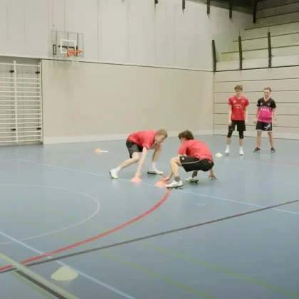 Power to Win – Good Practice: Stufe T1 – Belasten – Schnelligkeit – Richtungswechsel – Akzent schnell langsam schnell lateral