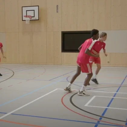 Power to Win – Good Practice: Stufe T1 – Konkretisieren – Schnelligkeit – Richtungswechsel – Akzent von schnell zu bremsen langsam zu schnell vw rw