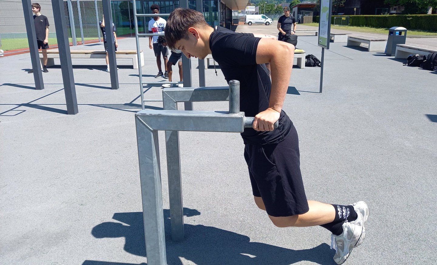 Streetworkout – Bewegung ohne Grenzen: Integration in den Lehrplan