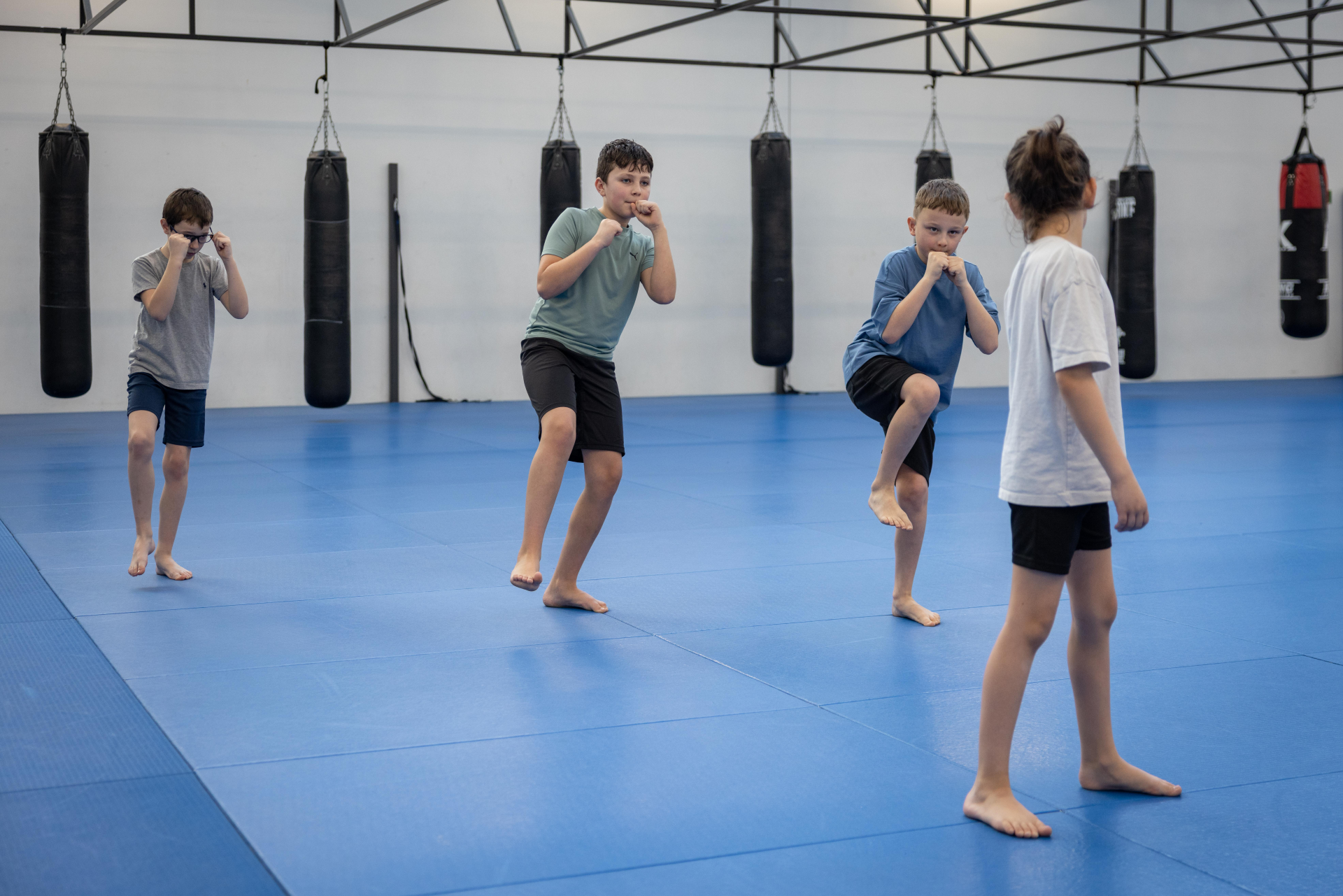 Kick-boxing light – Rechercher la stabilité et l’équilibre dynamique: Un, deux, trois soleil