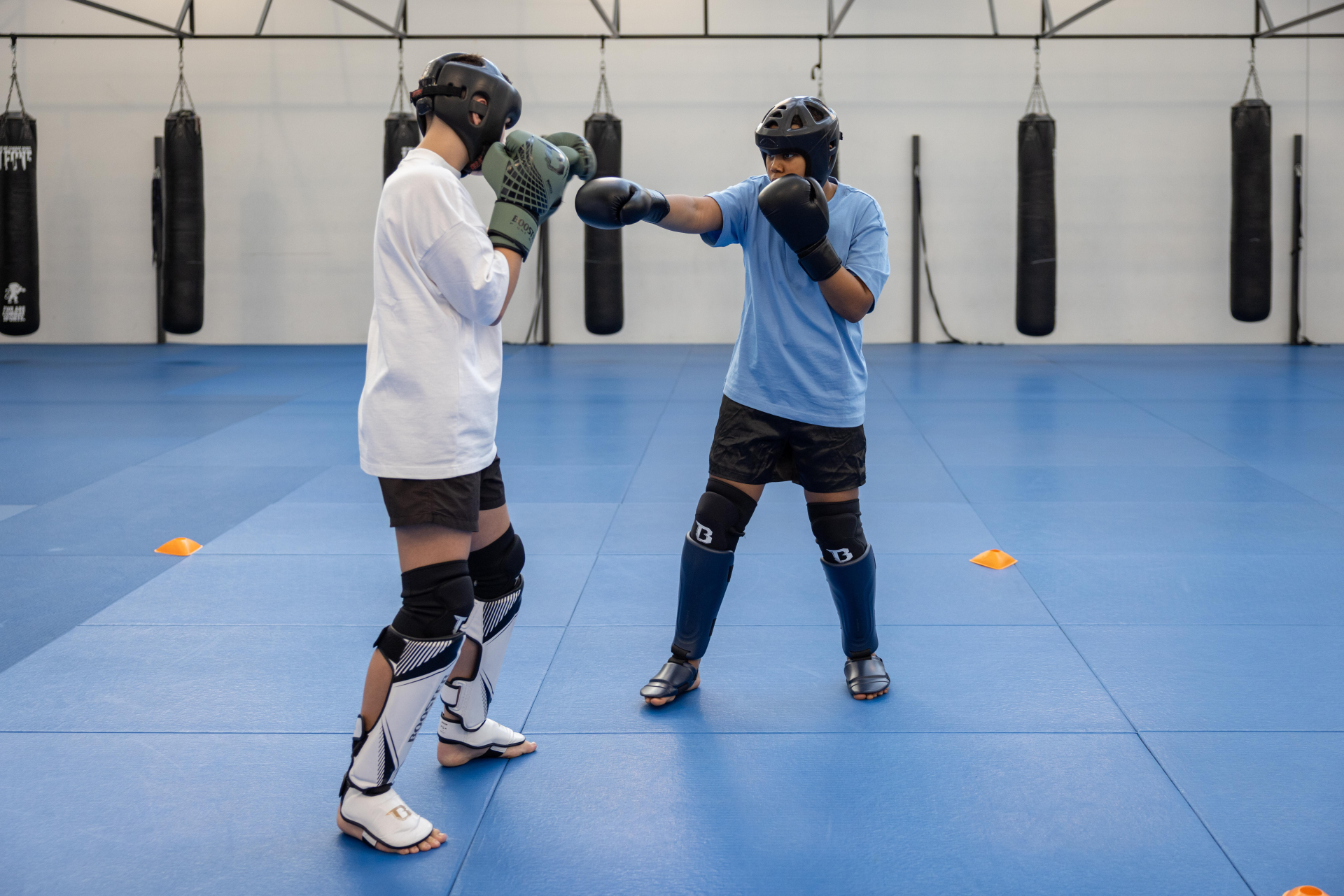 Kickboxing Light – Gegnerische Aktionen antizipieren und angemessen reagieren: Reaktionssparring