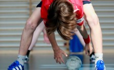 Aufwärmen: Tunneltor