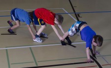 Acrobatie avec partenaire: Mille-pattes