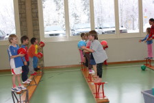 Für Kinder – Balancieren: Hallo Nachbar!