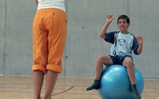Kleine Ballspiele: Balanceakt