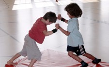 G+S-Kids – Lottare e azzuffarsi: La regina dell’isola