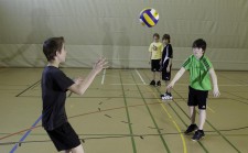 Petits jeux de ballons: Chenille