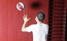 Koordination – Rhythmisierung: Basketballstoss