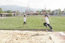 J+S-Kids – Leichtathletik: Lektion 21 «Stabspringen»