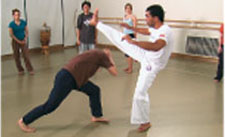 Capoeira escolar: Apprendre à jouer
