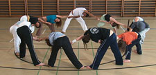 Capoeira escolar – Vorbereitung: Lockern