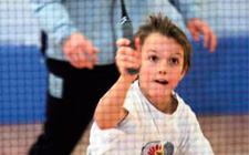 J+S-Kids – Badminton: Lektion 5 «Von oben schlagen»