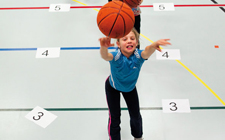 J+S-Kids – Leichtathletik: Lektion 8 «Stossen»