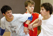 J+S-Kids – Handball: Leçon 4 «Dans la forêt vierge»