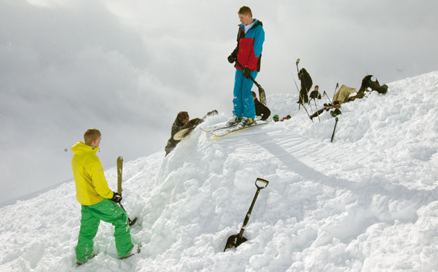 Camps de sports de neige: Construction d’un tremplin