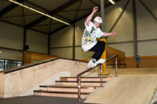 Inline-Skating – Street (rail): Royal grind