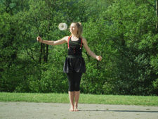 ll circo a scuola – Giocoleria: Diabolo – In volo