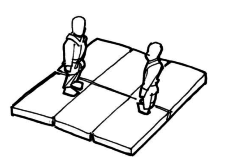 Dessin: Deux élèves se tiennent debout sur des petits tapis prêts à se battre.
